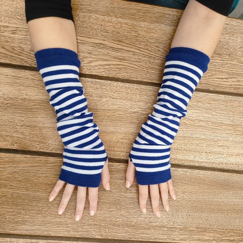 Перчатки без пальцев женские, митенки, бело-синие