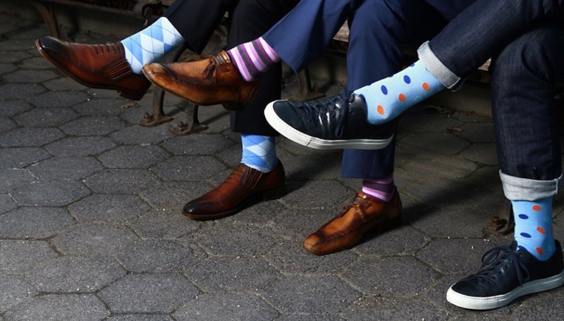 Яркие мужские носки - носить или нет?